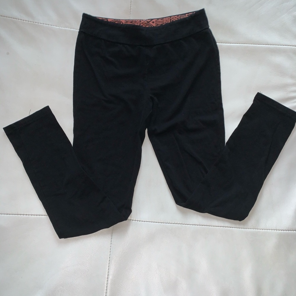 black leggings